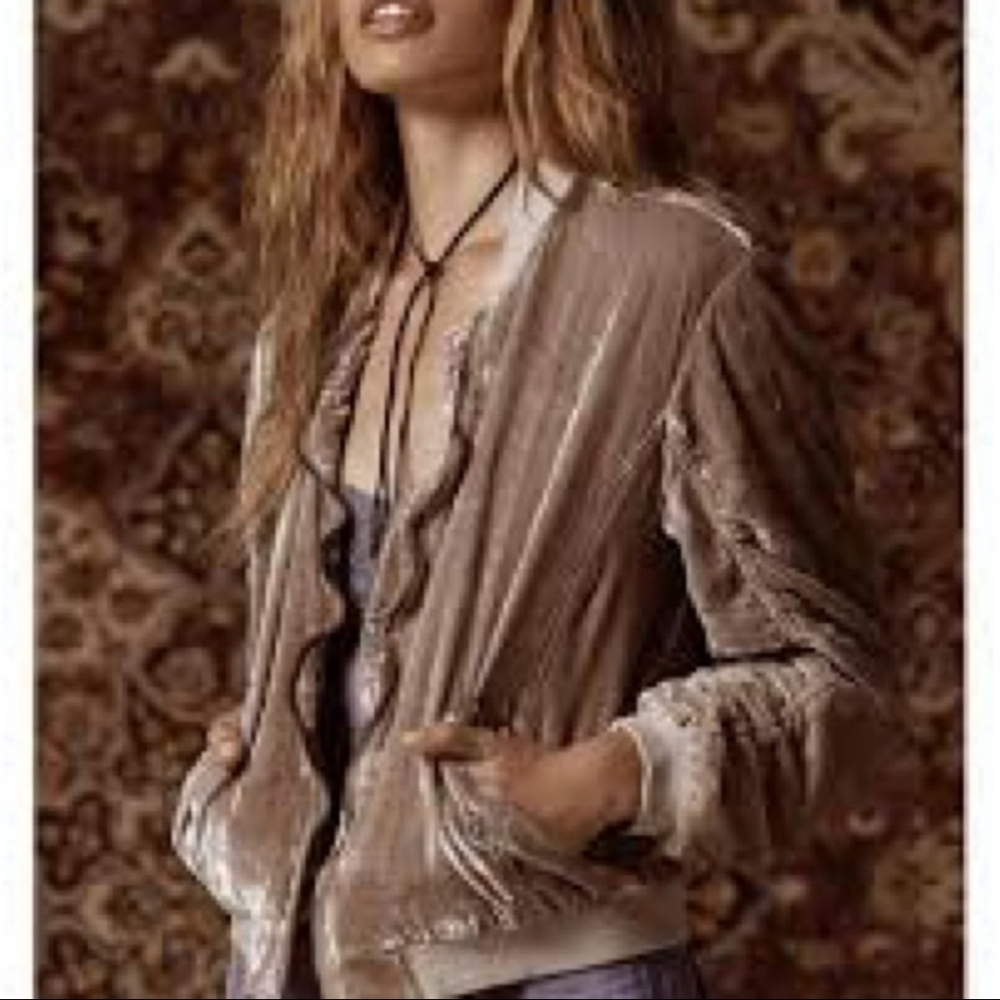 Free people ruched velvet bomber, S